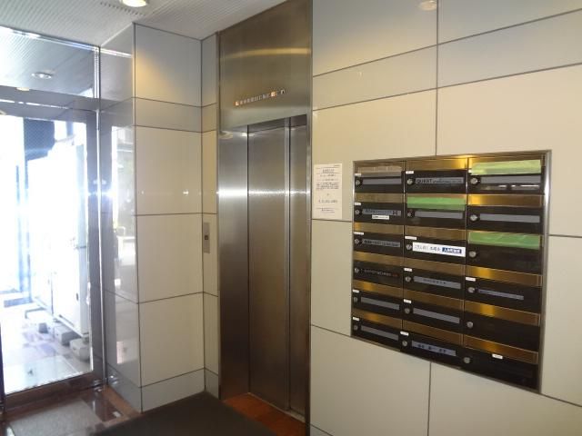 �G���g�����X�z�[���ł��B