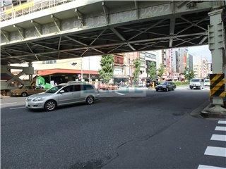 �󑐋��w�������܂��B