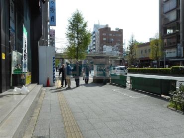 �E��Ɂw�󑐋��w�x